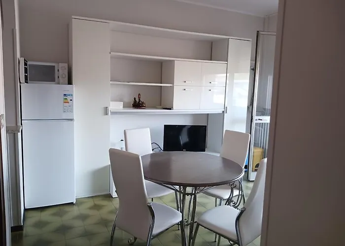 Alba Trilocale Vista Mare - 2 Da Letto Apartamento Riccione